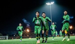 Arema FC vs Persebaya Surabaya