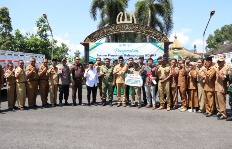 14 Unit Truk Operasional Kopdes Merah Putih Tiba di Trenggalek