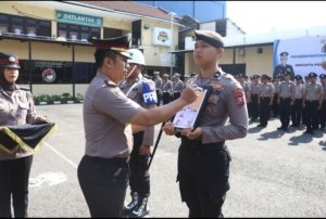 Komitmen Nyata Lewat PTDH, Polres Tanjung Perak Perkuat Pengawasan Internal”