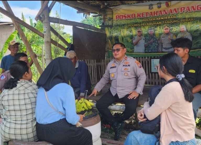 Wujudkan Swasembada Pangan, Polsek Kenjeran Gandeng Mahasiswa Riset Kualitas Jagung di Tambak Wedi