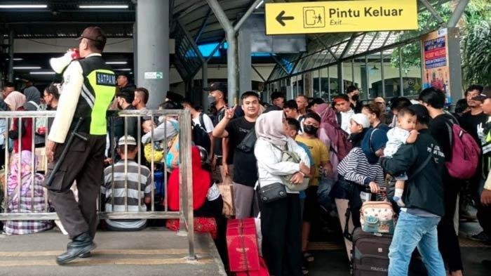 Angkutan Lebaran, KAI Daop 8