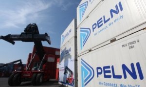alat-pengangkat-kontainer-baru-di-depo-pelni-logistik-surabaya-190324-Ds-2.jpg alat pengangkat kontainer baru di depo pelni logistik surabaya 190324 Ds 2