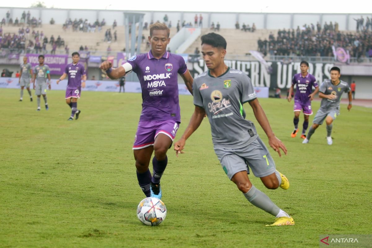 Persebaya Surabaya Siap Hadapi Persita Tangerang dengan Kepercayaan Diri Tinggi