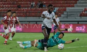 arema-fc-lawan-persis-solo-19ddf-dom.jpg arema fc lawan persis solo 19ddf dom