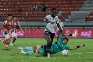 Arema FC Memperkuat Kepastian Jelang Laga Berat Kontra Persib dan Persebaya