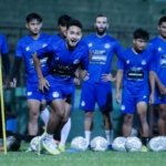 arema fc vs persebaya surabaya perbandingan 2 klub raksasa jawa timur asy