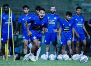 Laga Derbi Jawa Timur di Bali: Arema FC vs Persebaya Surabaya