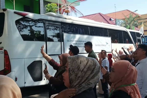 NTT Siapkan Keberangkatan Jamaah Haji Melalui Embarkasi Surabaya