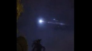 Fenomena Langit Malam di Lampung: Benda Bercahaya yang Menarik Perhatian Masyarakat