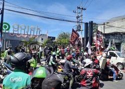 Demo Ojol di Surabaya, Undang-Undang Transportasi Online