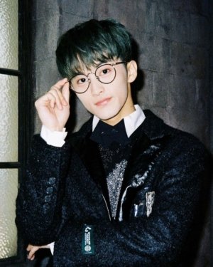 Perjalanan Karier Mark di NCT dan SM Entertainment Berakhir