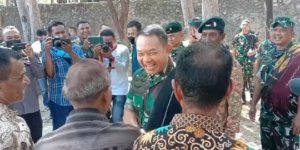 Kebijakan Pertahanan Indonesia yang Berlandaskan Konstitusi dan Kepentingan Nasional