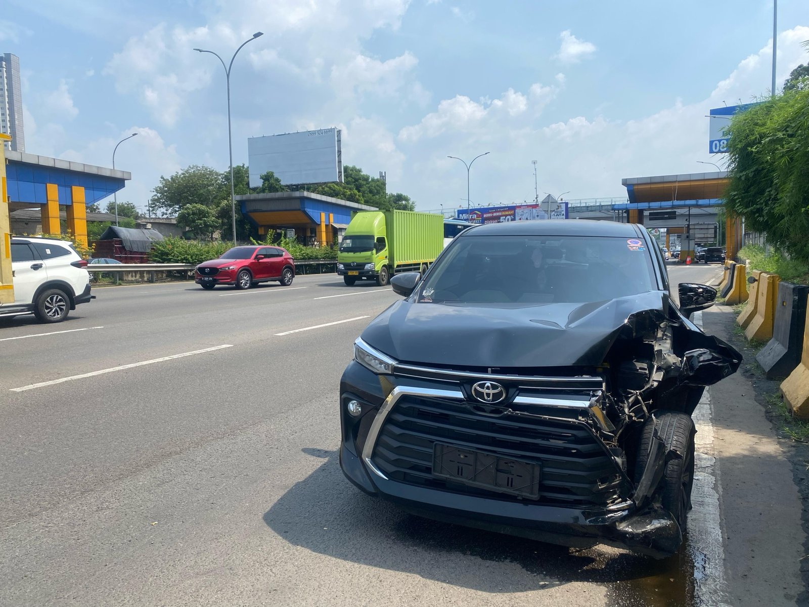 Insiden Saling Senggol di Tol Kemayoran: Kekerasan dan Pemerasan yang Memicu Laporan Polisi
