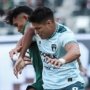 Persebaya Surabaya Unggul 1-0 atas Persita Tangerang dalam Laga Berat