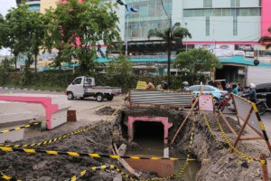 Penanganan Banjir di Surabaya Selatan: Strategi Baru Pemkot untuk Mencegah Genangan Air