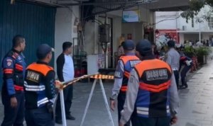 petugas-parkir-jalan.jpg Sistem Parkir Digital di Surabaya