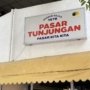 Tren Fotografi Unik di Surabaya: Photobooth Berbentuk Koran