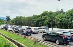 Kondisi Lalu Lintas di Arah Puncak Saat Libur Panjang May Day 2026