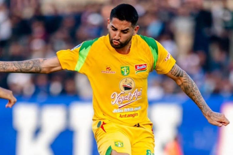Bruno Paraiba, Persebaya Surabaya