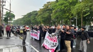 Mahasiswa Desak Kejati Jatim Usut Tuntas Dugaan Penyaluran Dana CSR Banyuwangi