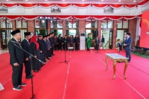 Wali Kota Surabaya Berangkat Haji, Pemkot Masih Belum Tetapkan PLH