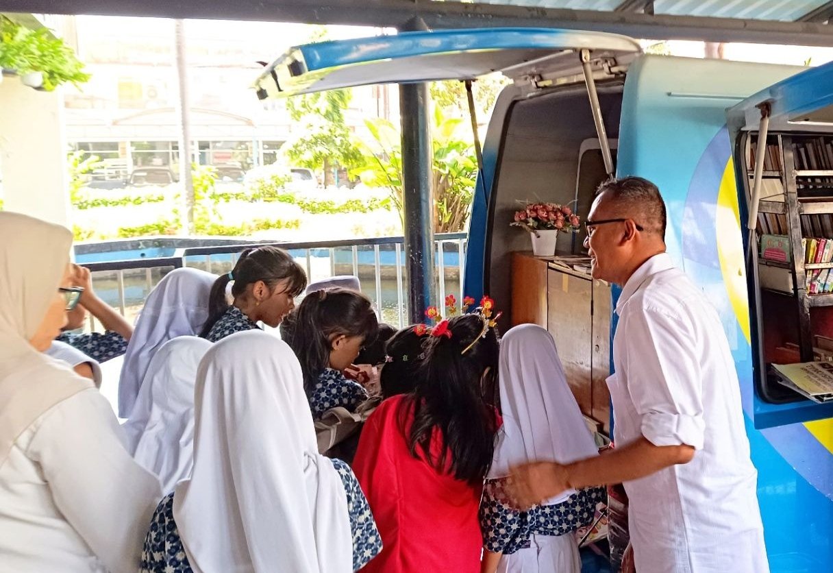 Surabaya , Mobil Perpustakaan Listrik,Literasi Anak