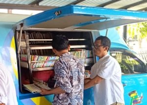 Pemkot Surabaya, Budaya Literasi, Mobil Perpustakaan Keliling
