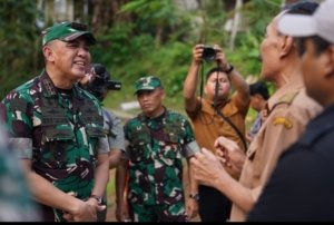 Optimalkan Pembangunan Daerah Pangdam V/Brawijaya Tinjau Proyek Jembatan Perintis Garuda Dan Gerai KDKMP Blitar