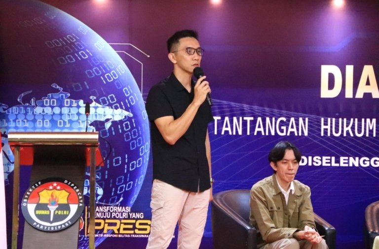 Empat Tersangka Kasus SMS Blast Phising E-Tilang Segera Disidang, Dittipidsiber Limpahkan Tersangka dan Barang Bukti ke Kejari