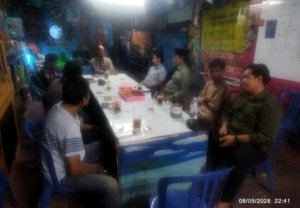 Ketua DPC PPP Surabaya Muhaimin SH MM Ngopi Lanang Bareng Bersama Jurnalis di Wonocolo