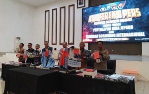 Satreskrim Polrestabes Surabaya Bongkar Penyekapan WNA Jepang dan Sindikat Scamming Internasional, 41 Orang Diamankan