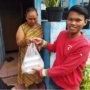 Driver Shopee Berbagi Kepedulian, Titipan Makanan untuk Kaum Dhuafa Disalurkan ke YBIM