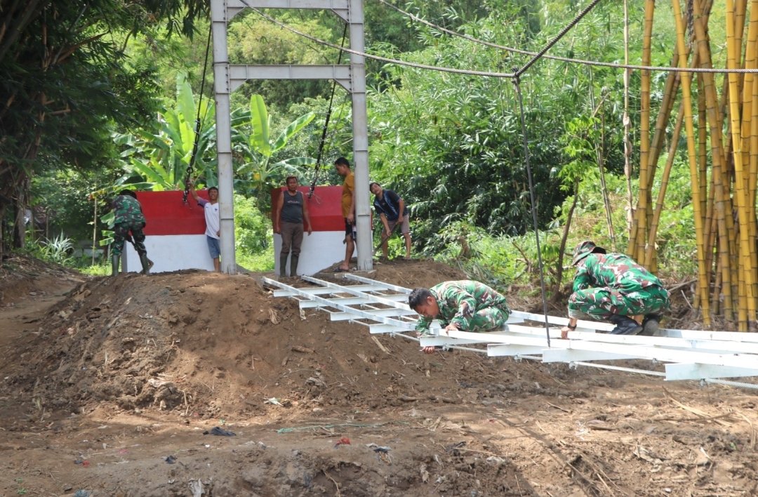 Jembatan Garuda Sungai Song di Tulungagung Masuk Tahap Finishing