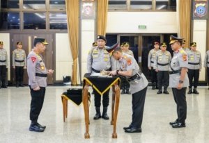 Kapolri Pimpin Pelantikan dan Sertijab Sejumlah PJU Mabes Polri dan Kapolda