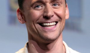 Tom Hiddleston 282799293832429 28cropped29 1