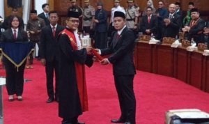 Ketua DPRD Kota Surabaya, Syaifuddin Zuhri