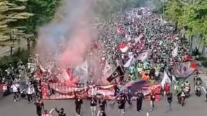 Demo Ojol di Surabaya