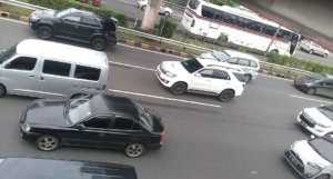 Masalah Ban Bocor di Tol Jagorawi, Ini Penjelasan dari Pihak Pengelola Jalan Tol