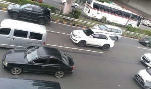 ban bocor di tol