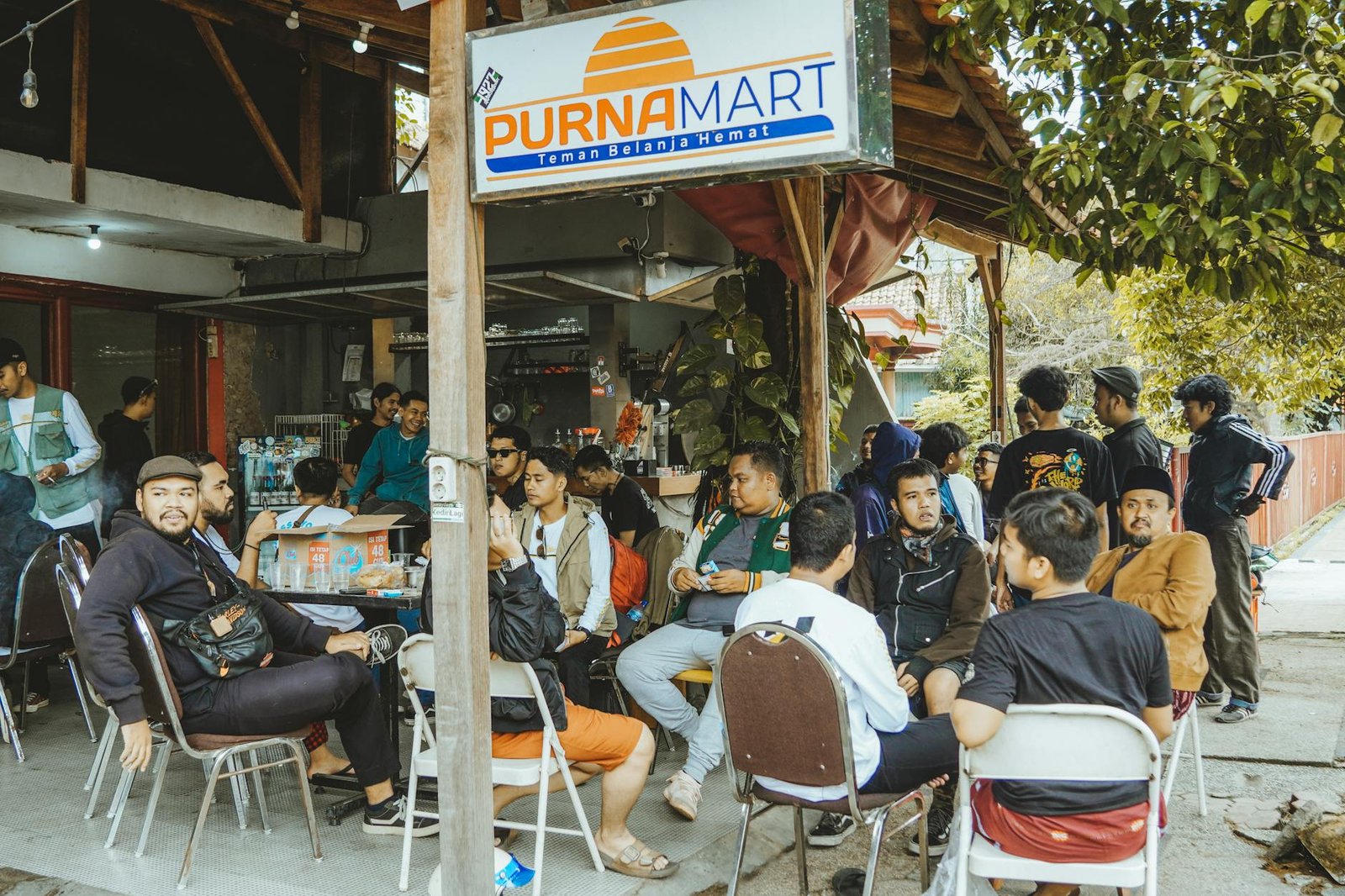 Cari Lowongan Kerja Surabaya dengan Strategi Pencarian Efektif