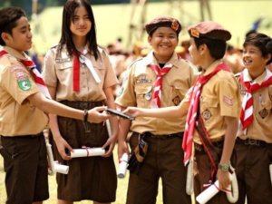 Pramuka Surabaya Meraih Tiga Rekor MURI dengan Peserta Terbanyak
