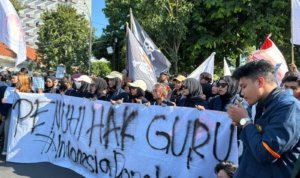 Mahasiswa aliansi BEM Surabaya