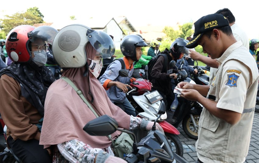 Pemkot Surabaya , Razia Pajak Kendaraan, Wajib Pajak