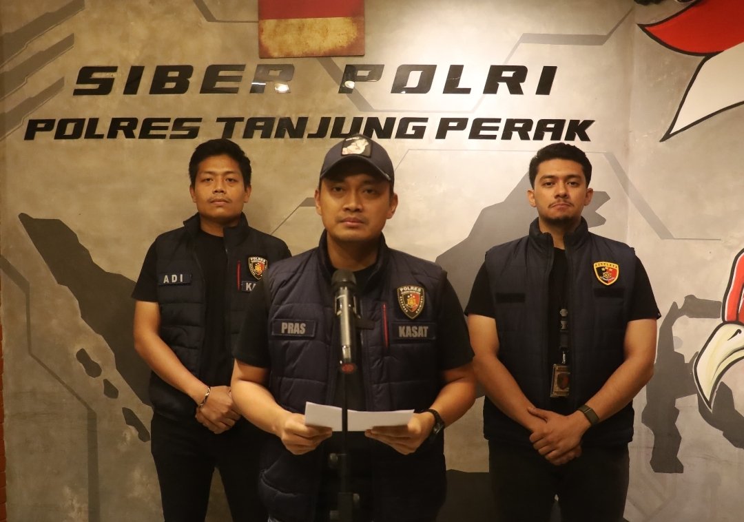 Polres Pelabuhan Tanjung Perak Amankan Pelaku Pemerasan Sopir Truk yang Viral di Medsos.