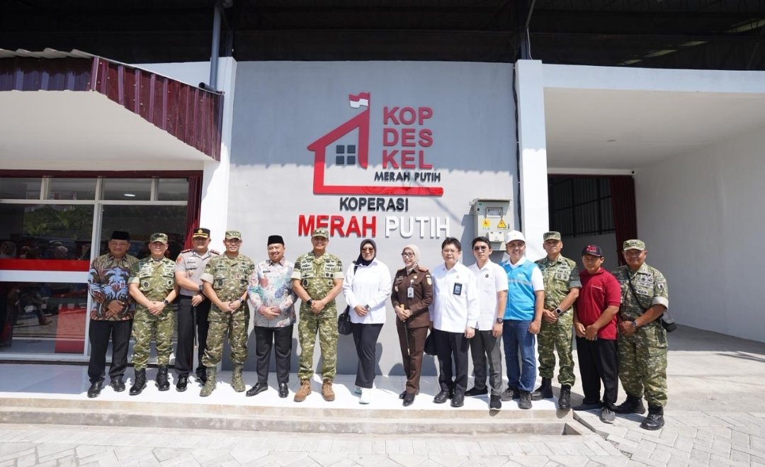Kasdam V/Brawijaya Tinjau Operasional Koperasi Desa Merah Putih di Jombang Perkuat Ketahanan Ekonomi Masyarakat
