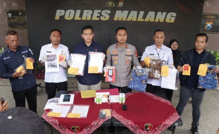 Polres Malang Bongkar Modus Penipuan Berkedok Program UMKM Dua Tersangka Diamankan