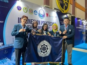 Mahasiswa polteknaker