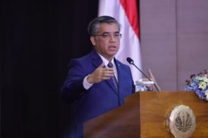 Menaker yassierli