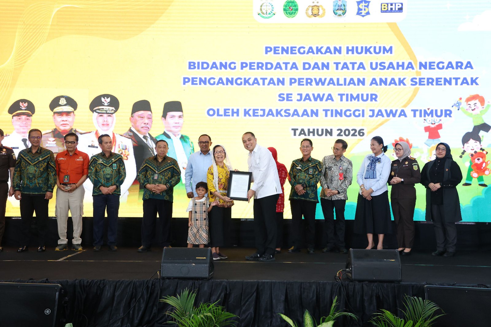 Pemkot Surabaya ,