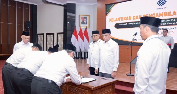Pejabat Baru, Menaker Lantik Pejabat Baru, Menaker